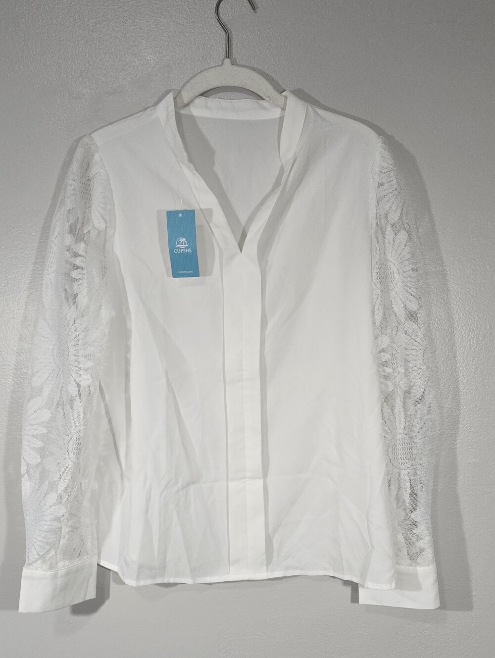 NWT Cupshe White Lace Sleeve V-Neck Coverup Blouse Size Small - Picture 8 of 9